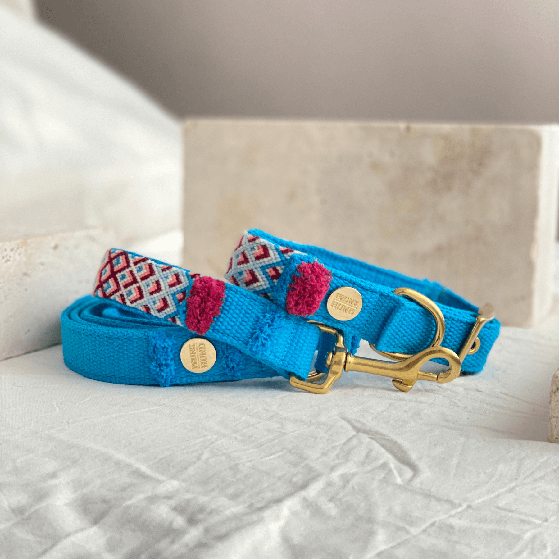 Halsband NOMA azur